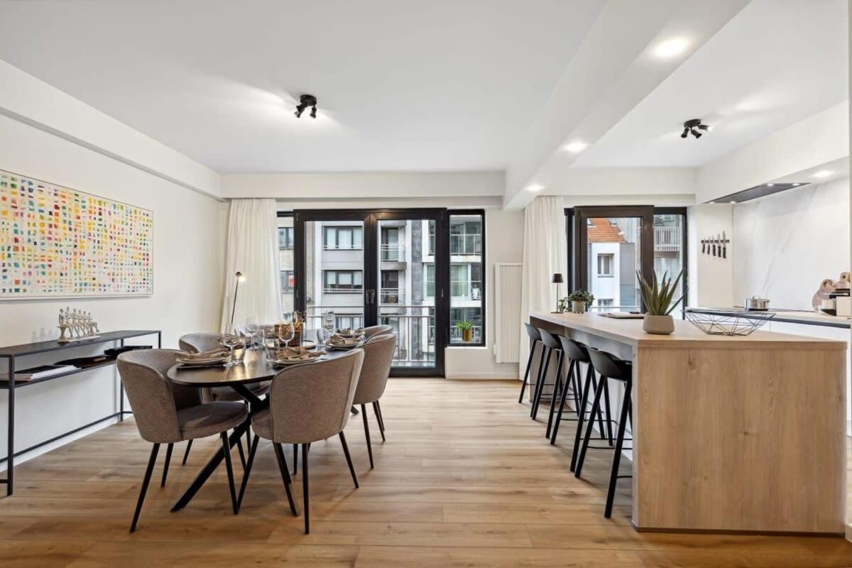 Fantastic And Centrally Located Apartment Ostende Kültér fotó